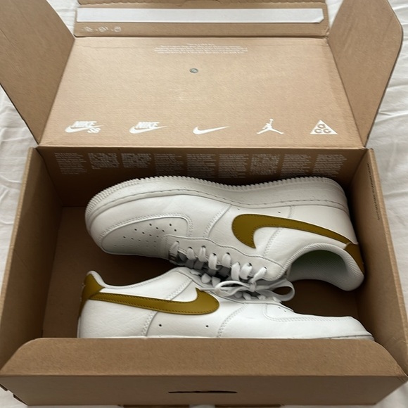 Brand New Nike Air Force 1 ‘07 Next Nature White/Bronzine Size WMS 9.5 - Picture 5 of 11
